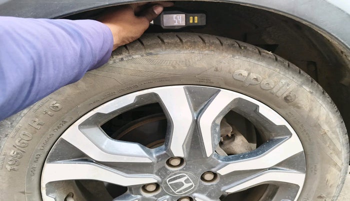 2018 Honda WR-V 1.5L I-DTEC VX MT, Diesel, Manual, 1,19,898 km, tyre