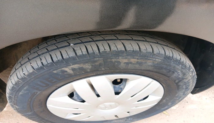 2020 Maruti Alto LXI O, Petrol, Manual, 9,079 km, tyre