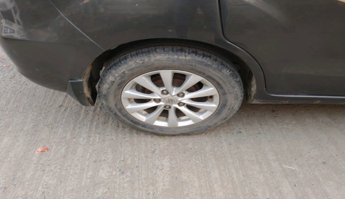 2014 Maruti Ertiga VDI, Diesel, Manual, 1,04,632 km, tyre