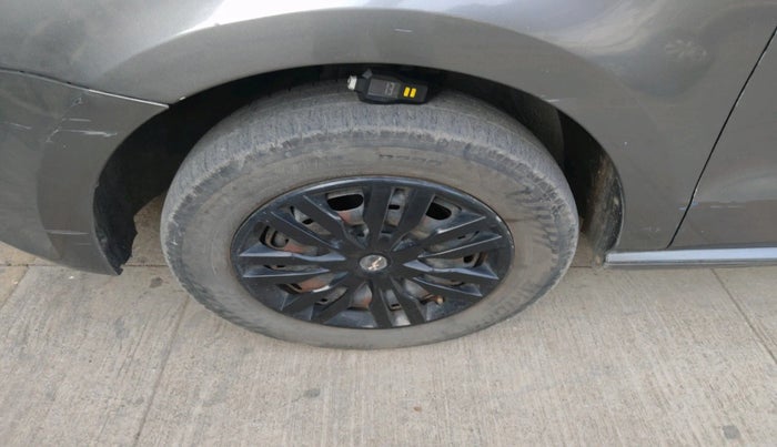 2012 Volkswagen Polo COMFORTLINE 1.2L PETROL, Petrol, Manual, 94,560 km, tyre