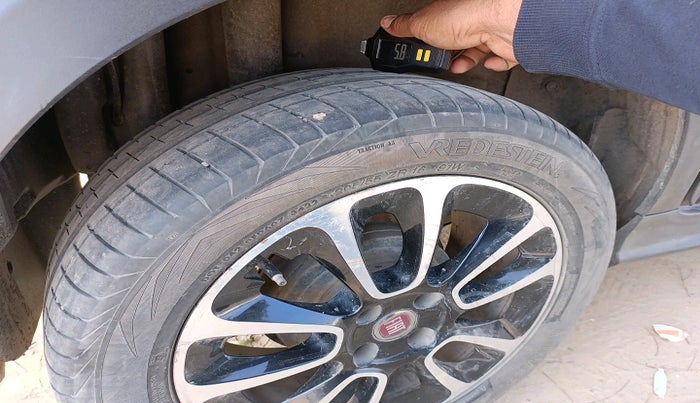 2018 Fiat URBAN CROSS EMOTION MULTIJET 1.3, Diesel, Manual, 98,528 km, tyre