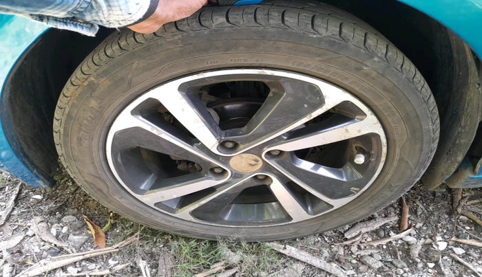 2021 Tata ALTROZ XZ PLUS I-TURBO PETROL, Petrol, Manual, 56,119 km, tyre