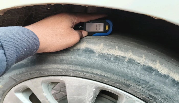 2017 Maruti Baleno ALPHA DIESEL 1.3, Diesel, Manual, 61,071 km, tyre