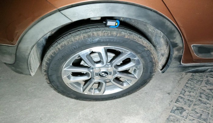 2018 Hyundai i20 Active 1.2 SX, Petrol, Manual, 44,599 km, tyre