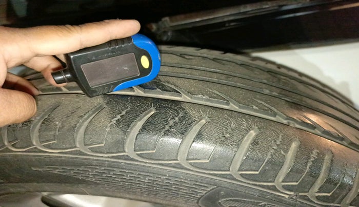 2013 Ford Ecosport TITANIUM 1.5L PETROL AT, Petrol, Automatic, 58,529 km, tyre