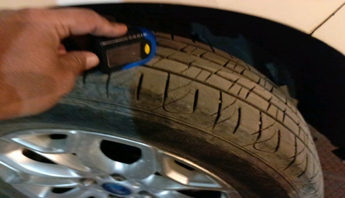 2013 Ford Ecosport TITANIUM 1.5L PETROL AT, Petrol, Automatic, 58,529 km, tyre