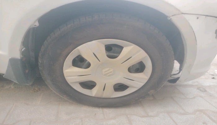 2010 Maruti Swift VDI, Diesel, Manual, 1,58,683 km, tyre