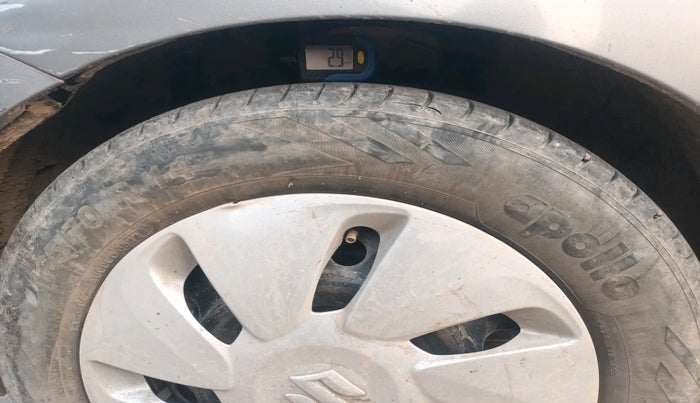 2015 Maruti Celerio VXI CNG, Petrol, Manual, 96,361 km, tyre