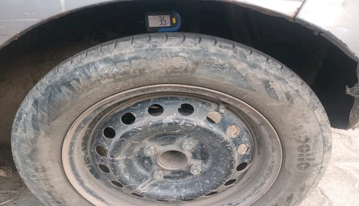 2015 Maruti Celerio VXI CNG, Petrol, Manual, 96,361 km, tyre