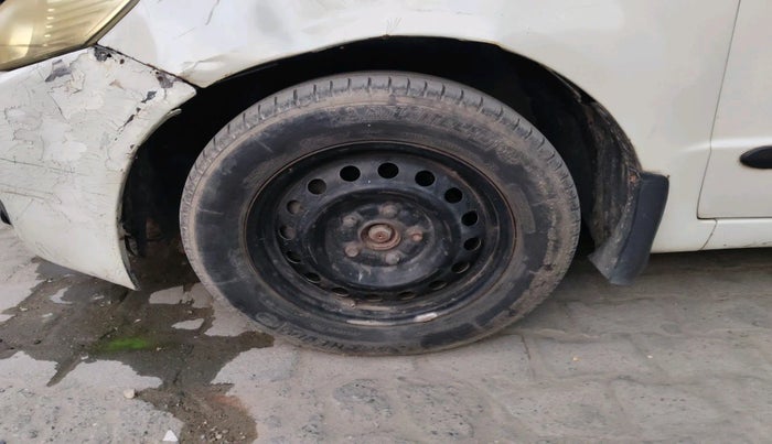 2011 Maruti SX4 VDI, Diesel, Manual, 1,87,293 km, tyre