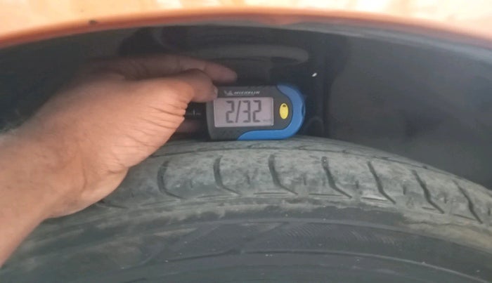 2016 Tata Tiago XZ PETROL, Petrol, Manual, 87,643 km, tyre