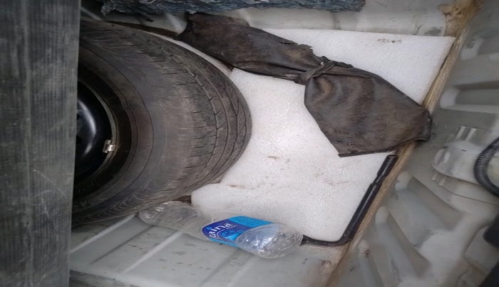 2014 Toyota Etios VX-D, Diesel, Manual, 1,41,425 km, tyre