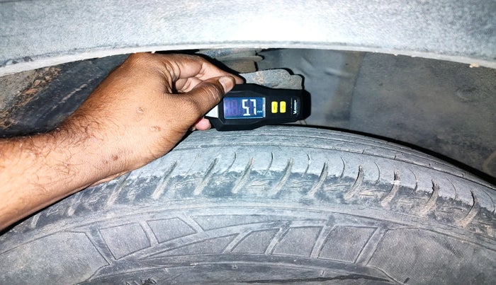 2020 Hyundai VENUE SX 1.0 TURBO, Petrol, Manual, 24,900 km, tyre