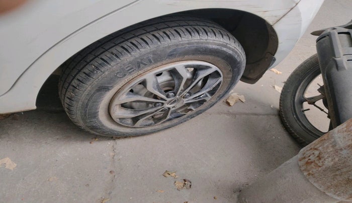 2021 Hyundai NEW SANTRO MAGNA EXECUTIVE CNG, Petrol, Manual, 31,801 km, tyre