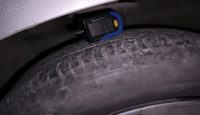 2017 Maruti Ciaz VDI+ SHVS, Diesel, Manual, 68,071 km, tyre