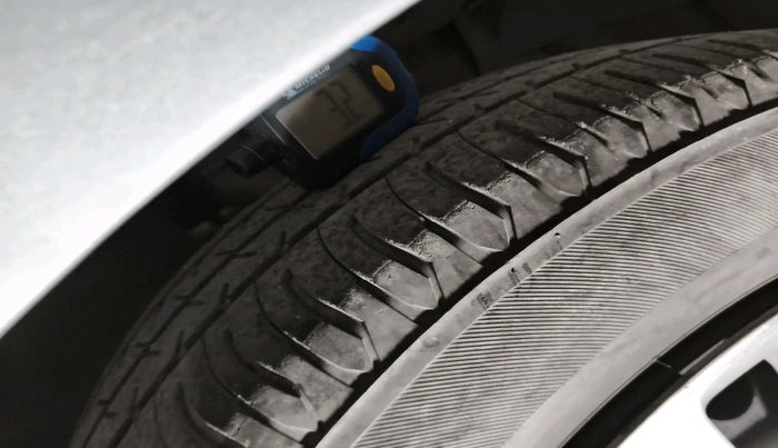 2017 Maruti Ciaz VDI+ SHVS, Diesel, Manual, 68,071 km, tyre