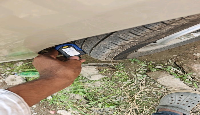 2012 Hyundai Eon ERA, Petrol, Manual, 23,750 km, tyre