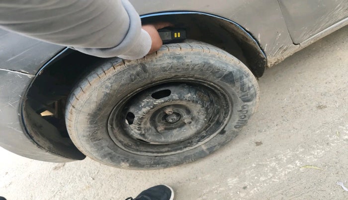 2017 Datsun Redi Go T (O), Petrol, Manual, 50,208 km, tyre