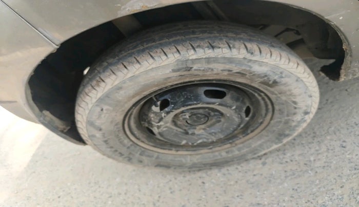 2017 Datsun Redi Go T (O), Petrol, Manual, 50,208 km, tyre