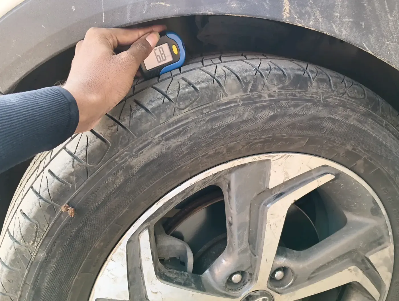 2019 Hyundai Creta SX AT 1.6 DIESEL, Diesel, Automatic, 1,22,715 km, tyre