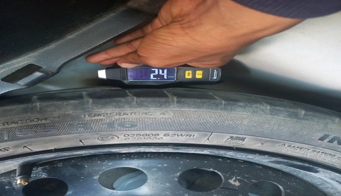 2015 Hyundai Elite i20 ASTA 1.2 (O), Petrol, Manual, 51,810 km, tyre