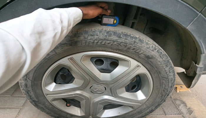 2021 Tata NEXON XZ PETROL, Petrol, Manual, 84,302 km, tyre