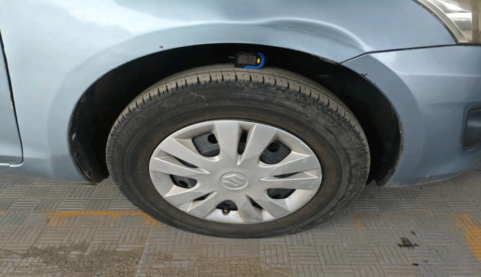 2013 Maruti Swift Dzire VXI, Petrol, Manual, 1,01,039 km, tyre
