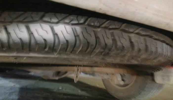 2015 Toyota Fortuner 3.0 4X2 MT, Diesel, Manual, 83,260 km, tyre