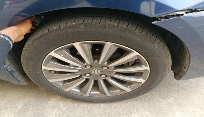 2021 Maruti Ciaz ALPHA 1.5 SHVS PETROL, Petrol, Manual, 53,982 km, tyre