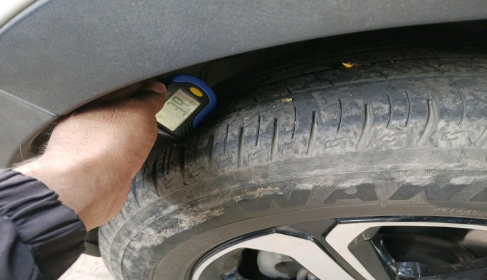 2022 Tata NEXON EV XZ PLUS, Electric, Automatic, 98,328 km, tyre