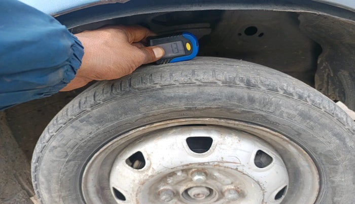 2013 Maruti Wagon R 1.0 LXI CNG, Petrol, Manual, 1,06,505 km, tyre