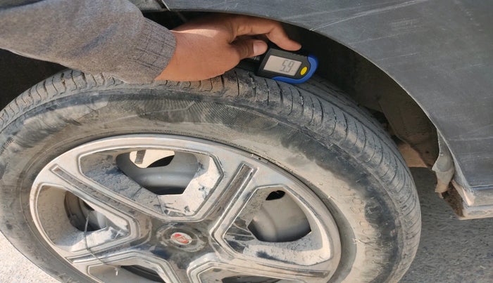 2024 Nissan MAGNITE  XE AMT EZ Shift, Petrol, Automatic, 19,255 km, tyre