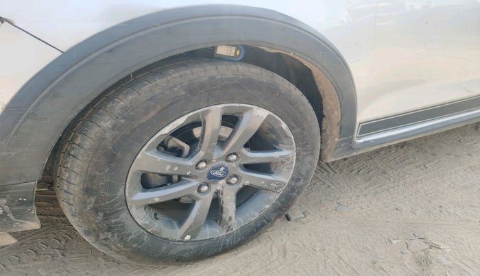 2019 Ford FREESTYLE TITANIUM 1.5 DIESEL, Diesel, Manual, 95,981 km, tyre