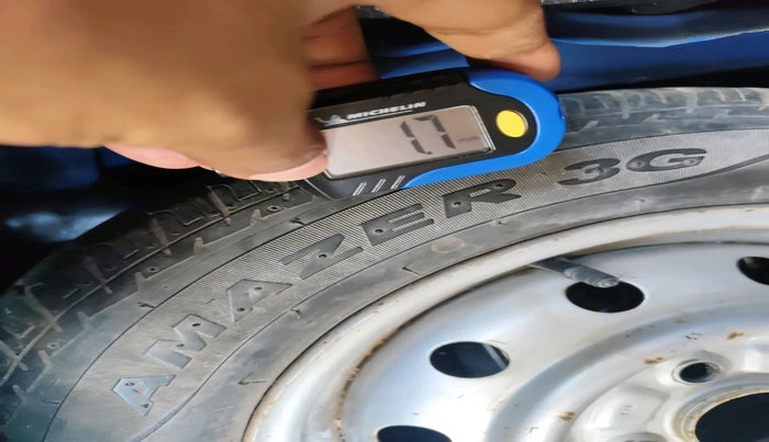 2013 Maruti Wagon R 1.0 LXI, Petrol, Manual, 36,655 km, tyre