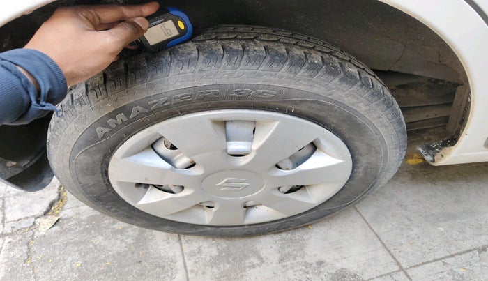 2013 Maruti Wagon R 1.0 LXI, Petrol, Manual, 36,655 km, tyre