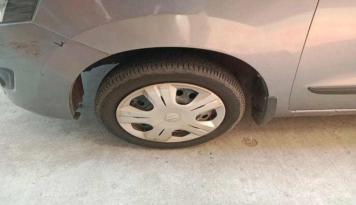 2014 Maruti Wagon R 1.0 VXI, Petrol, Manual, 56,794 km, tyre