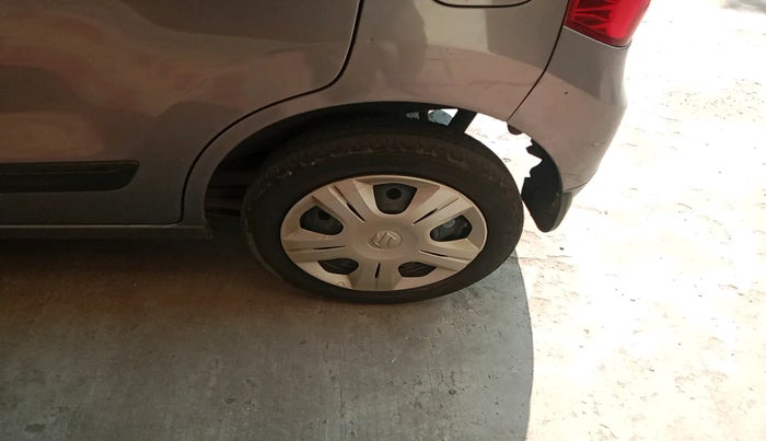 2014 Maruti Wagon R 1.0 VXI, Petrol, Manual, 56,794 km, tyre