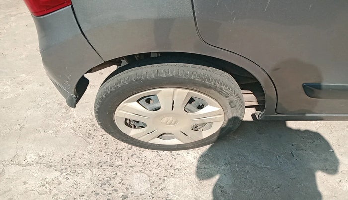 2014 Maruti Wagon R 1.0 VXI, Petrol, Manual, 56,794 km, tyre