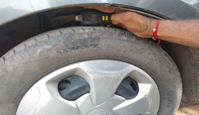 2021 Tata Tiago XT PETROL, Petrol, Manual, 21,513 km, tyre