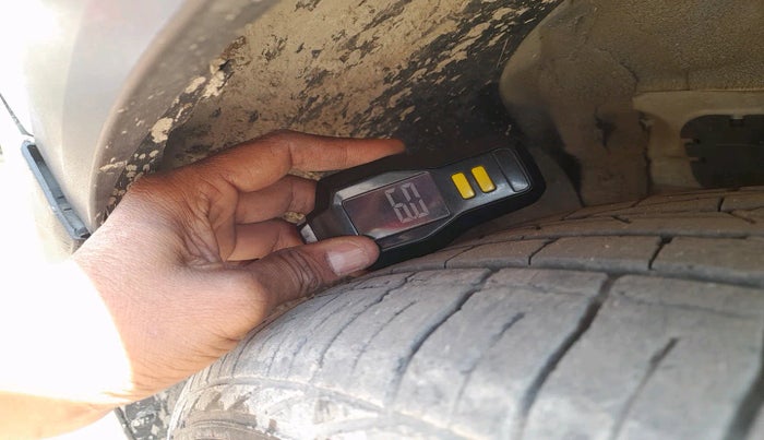 2016 Hyundai Creta SX PLUS 1.6 PETROL, Petrol, Manual, 86,506 km, tyre