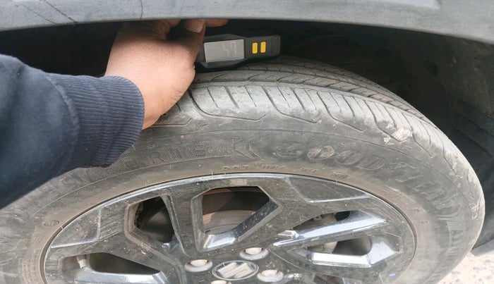 2023 Maruti FRONX DELTA PLUS 1.2L AGS, Petrol, Automatic, 20,950 km, tyre