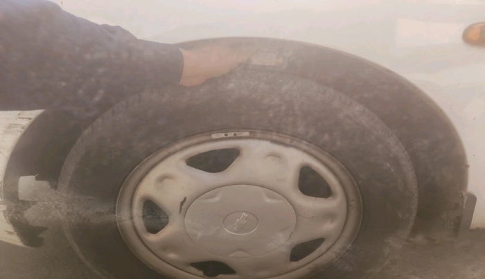 2012 Chevrolet Beat PS PETROL, Petrol, Manual, 52,857 km, tyre