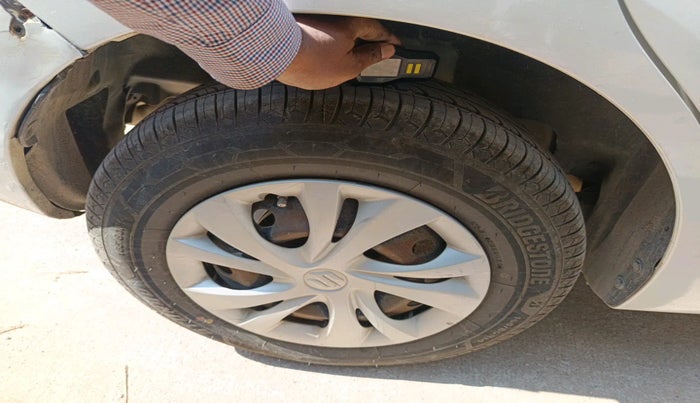 2018 Maruti Swift VXI, Petrol, Manual, 74,189 km, tyre