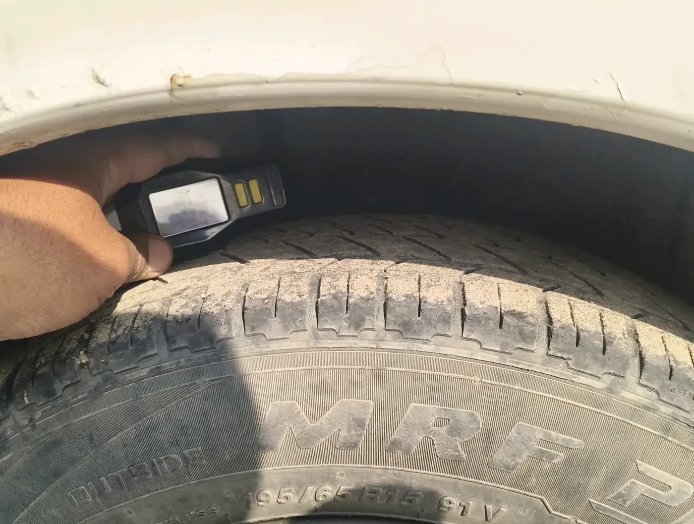 2010 Maruti SX4 VXI, Petrol, Manual, 1,08,182 km, tyre