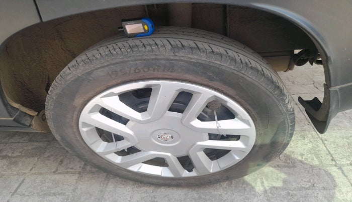 2020 Nissan MAGNITE XL, Petrol, Manual, 20,141 km, tyre