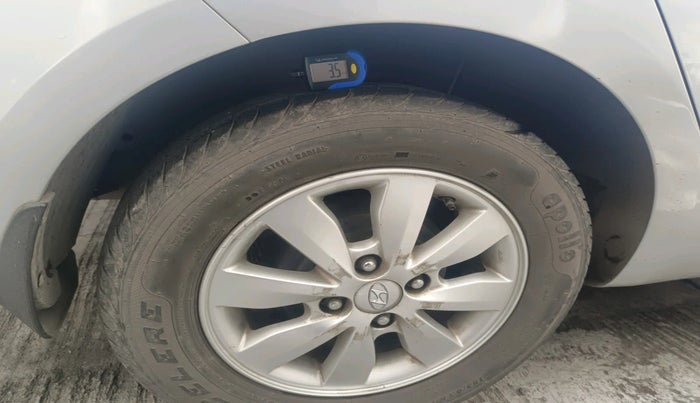 2012 Hyundai i20 SPORTZ 1.2, Petrol, Manual, 30,661 km, tyre