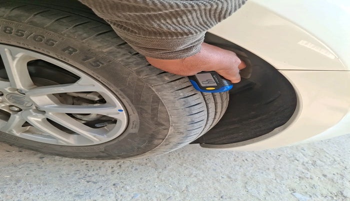 2020 Maruti Swift ZXI, Petrol, Manual, 16,484 km, tyre