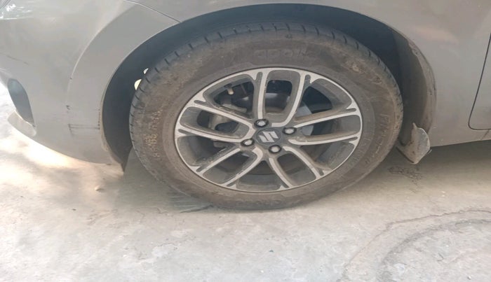 2020 Maruti Swift ZXI PLUS AMT, Petrol, Automatic, 1,14,081 km, tyre