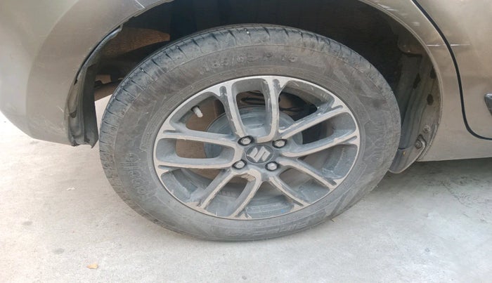 2020 Maruti Swift ZXI PLUS AMT, Petrol, Automatic, 1,14,081 km, tyre