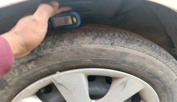 2013 Nissan Sunny XL, Petrol, Manual, 1,54,059 km, tyre